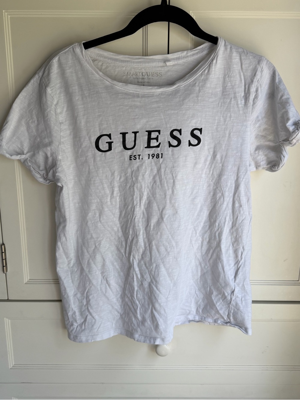 GUESS White Short Sleeve Tee with Black Logo Print size small